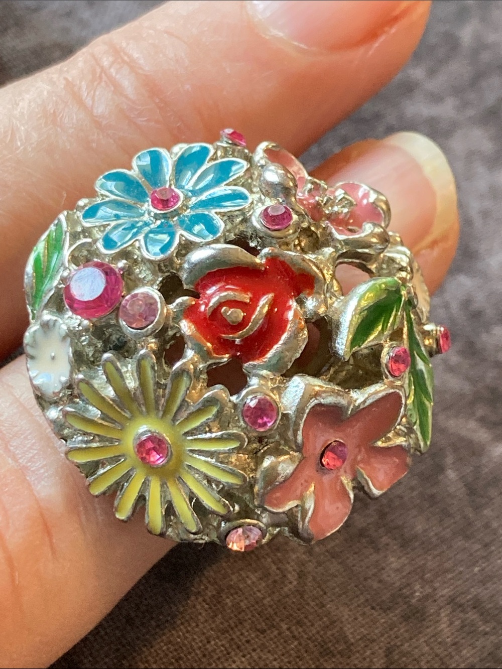Gorgeous Floral Multi Color Ring